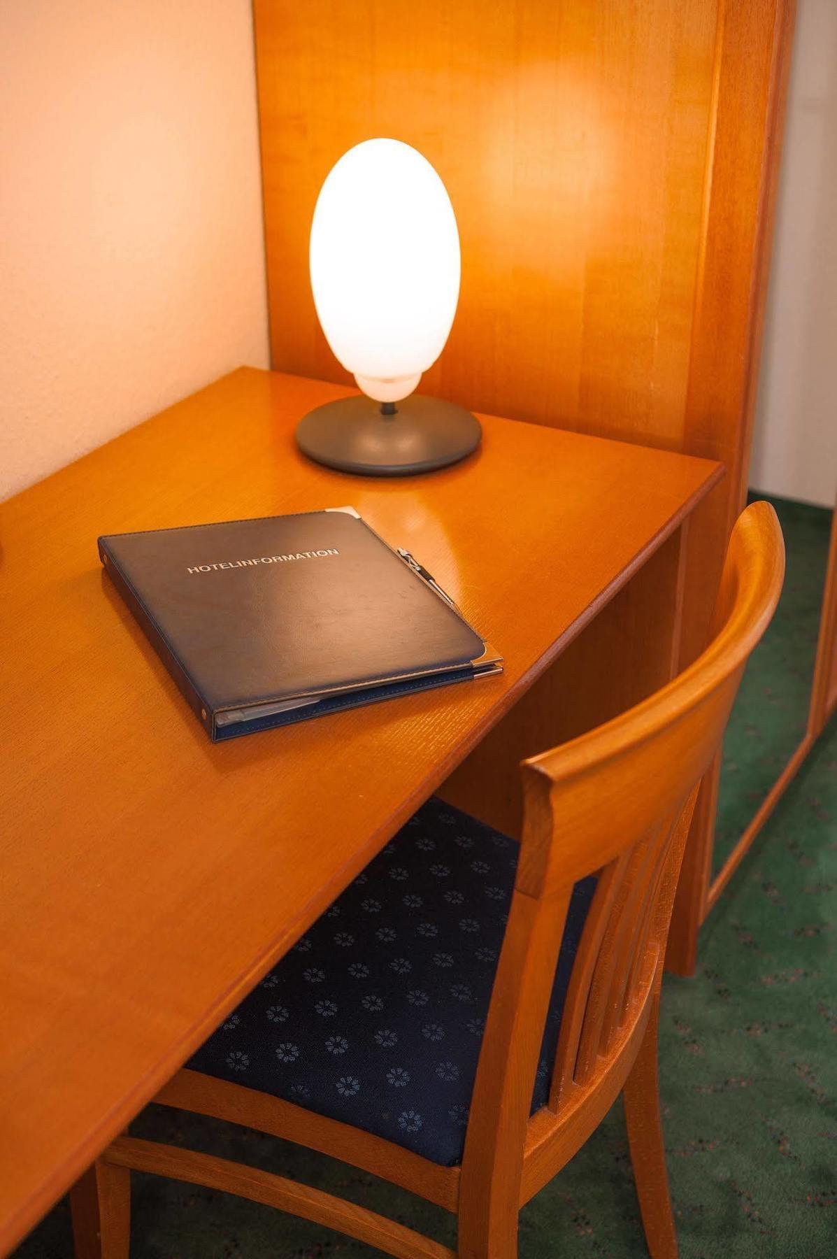 Hotel Zum Deutschen Eck Меербуш Екстериор снимка